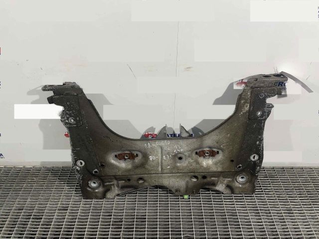 bontott RENAULT CLIO IV Első Bölcső