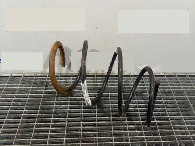 bontott RENAULT CLIO IV Első Rugó