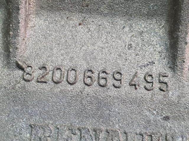 bontott RENAULT CLIO IV Generátor Tartó Bak