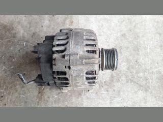 bontott RENAULT CLIO IV Generátor