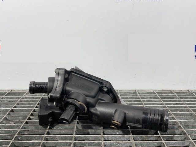 bontott RENAULT CLIO IV Hengerfej Vízkivezető