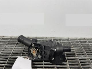 bontott RENAULT CLIO IV Hengerfej Vízkivezető