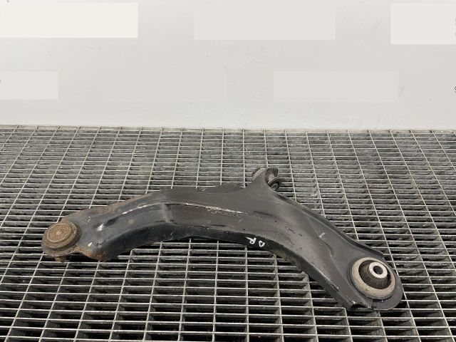 bontott RENAULT CLIO IV Jobb első Lengőkar