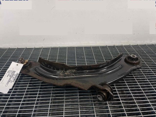 bontott RENAULT CLIO IV Jobb első Lengőkar