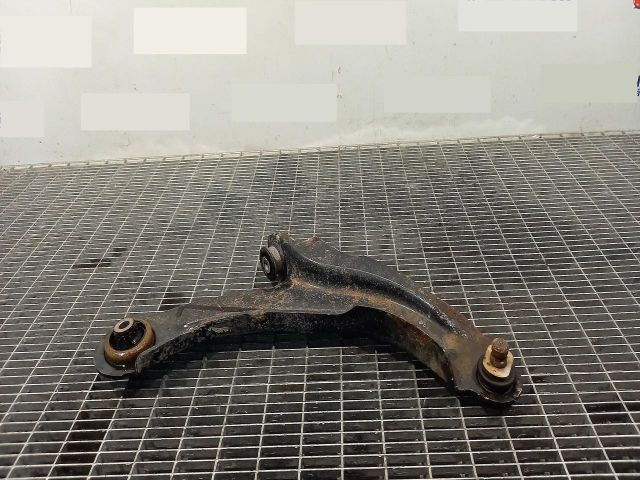 bontott RENAULT CLIO IV Jobb első Lengőkar