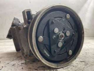 bontott RENAULT CLIO IV Klímakompresszor