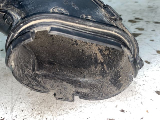 bontott RENAULT CLIO IV Légbeömlő Cső