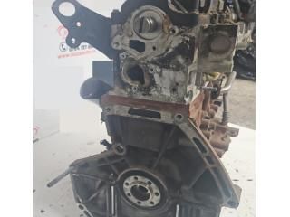 bontott RENAULT CLIO IV Motor (Fűzött blokk hengerfejjel)