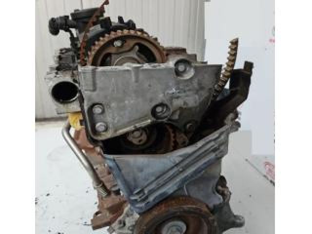 bontott RENAULT CLIO IV Motor (Fűzött blokk hengerfejjel)
