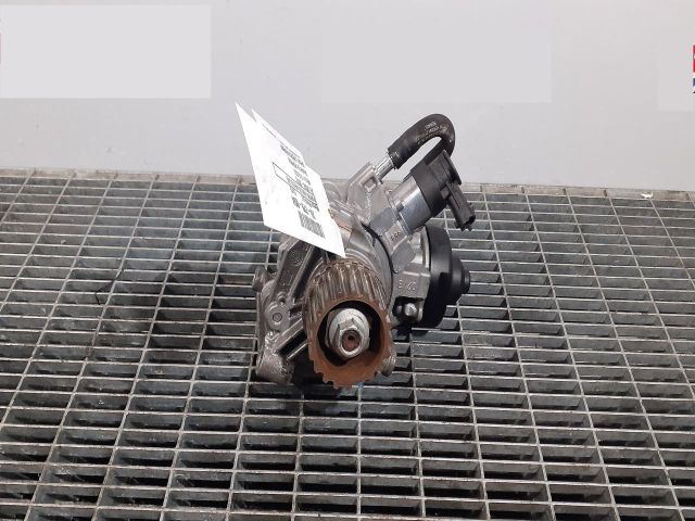 bontott RENAULT CLIO IV Nagynyomású Szivattyú