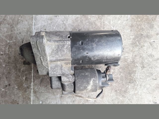 bontott RENAULT CLIO IV Önindító