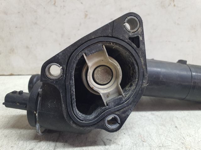 bontott RENAULT CLIO IV Termosztátház