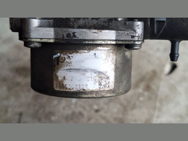 bontott RENAULT CLIO IV Vákumpumpa