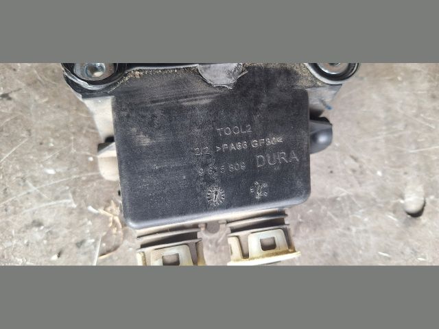 bontott RENAULT CLIO IV Váltó Kulissza