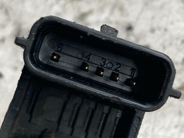 bontott RENAULT CLIO IV Fojtószelep (Elektromos)