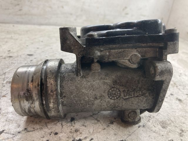 bontott RENAULT CLIO IV Fojtószelep (Elektromos)