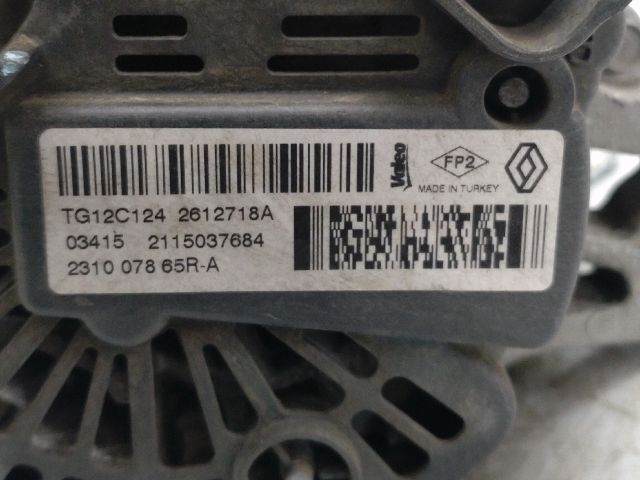 bontott RENAULT CLIO IV Generátor