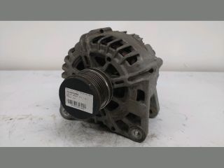 bontott RENAULT CLIO IV Generátor