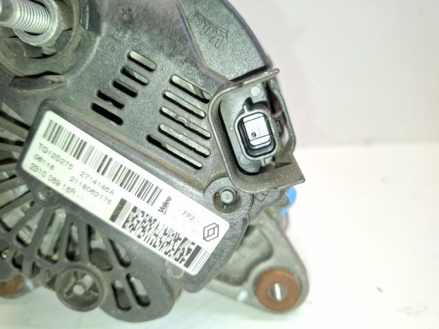 bontott RENAULT CLIO IV Generátor