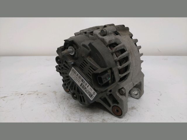 bontott RENAULT CLIO IV Generátor
