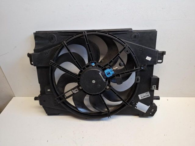 bontott RENAULT CLIO IV Hűtőventilátor