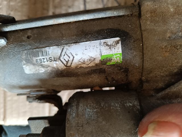 bontott RENAULT CLIO IV Önindító