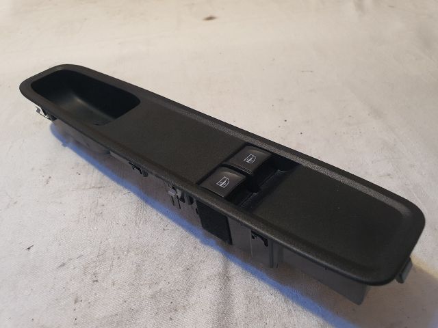 bontott RENAULT CLIO IV Ablakemelő Kapcsoló Négyes / Kettes