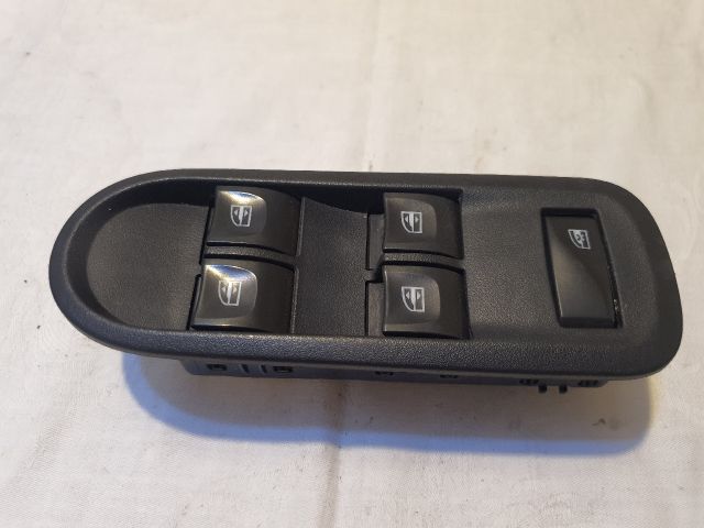 bontott RENAULT CLIO IV Ablakemelő Kapcsoló Négyes / Kettes