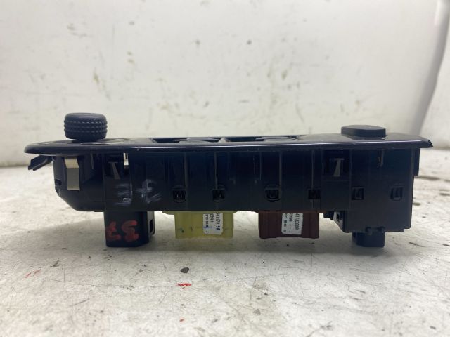 bontott RENAULT CLIO IV Ablakemelő Kapcsoló Négyes / Kettes