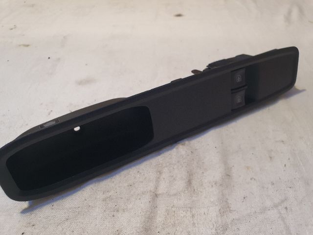 bontott RENAULT CLIO IV Ablakemelő Kapcsoló Négyes / Kettes