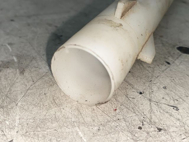 bontott RENAULT CLIO IV Ablakmosótartály Betöltő