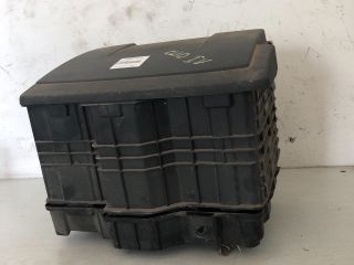 bontott RENAULT CLIO IV Akkumulátor Tartó