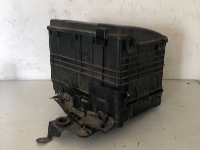 bontott RENAULT CLIO IV Akkumulátor Tartó