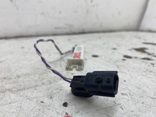 bontott RENAULT CLIO IV Antenna Erősítő