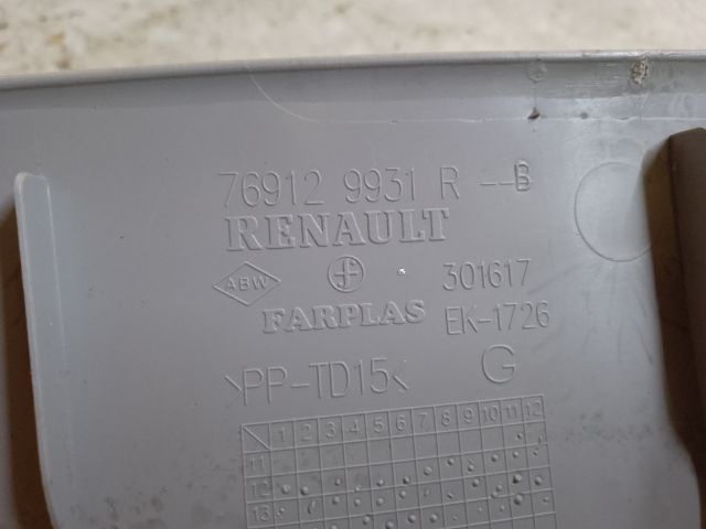 bontott RENAULT CLIO IV Bal A Oszlop Burkolat