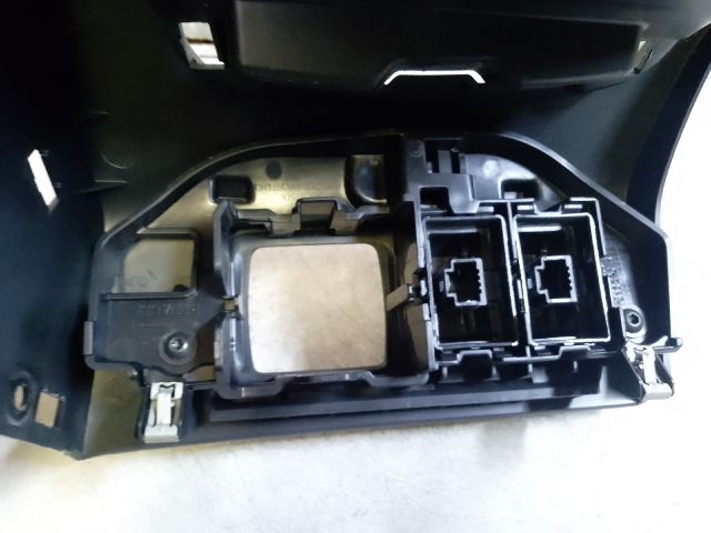 bontott RENAULT CLIO IV Bal Alsó Műszerfal Burkolat