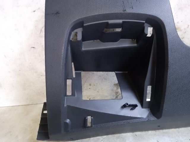 bontott RENAULT CLIO IV Bal Alsó Műszerfal Burkolat