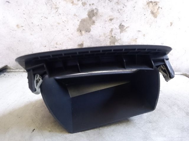 bontott RENAULT CLIO IV Bal Alsó Műszerfal Burkolat