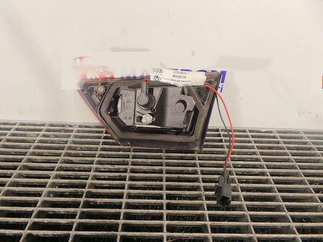 bontott RENAULT CLIO IV Bal Belső Hátsó Lámpa