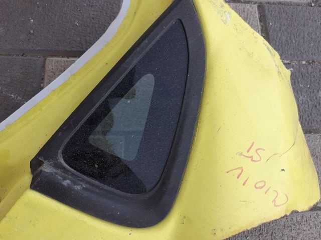 bontott RENAULT CLIO IV Bal C Oszlop Oldalablak Üveg