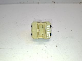 bontott RENAULT CLIO IV Bal első Ablakemelő Kapcsoló