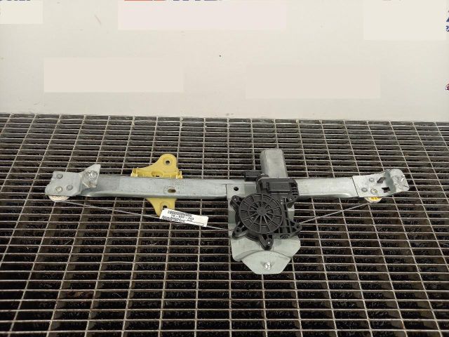 bontott RENAULT CLIO IV Bal első Ablakemelő Szerkezet (Elektromos)