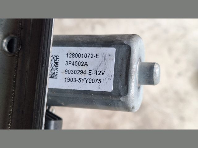 bontott RENAULT CLIO IV Bal első Ablakemelő Szerkezet (Elektromos)