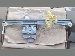 bontott RENAULT CLIO IV Bal első Ablakemelő Szerkezet (Elektromos)