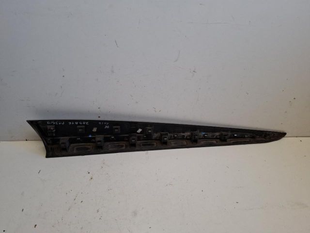 bontott RENAULT CLIO IV Bal első Ajtó Díszléc