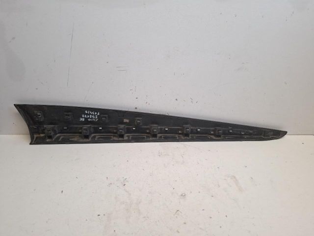 bontott RENAULT CLIO IV Bal első Ajtó Díszléc