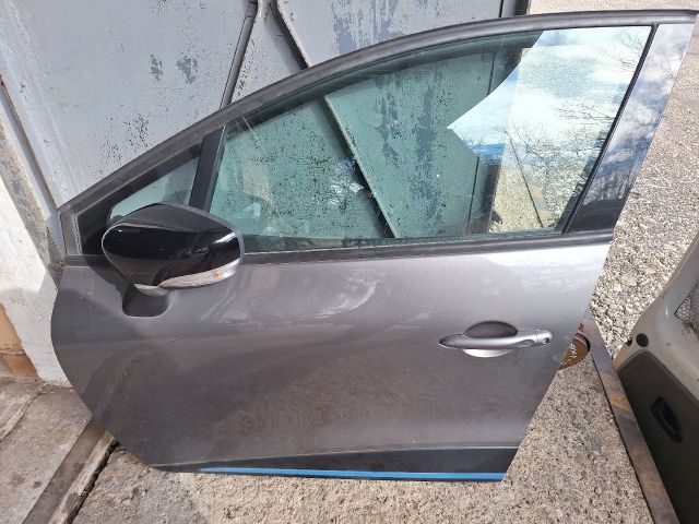 bontott RENAULT CLIO IV Bal első Ajtó (Részeivel)