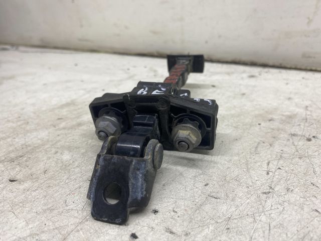 bontott RENAULT CLIO IV Bal első Ajtóhatároló