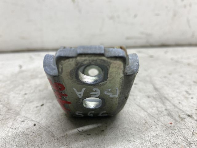 bontott RENAULT CLIO IV Bal első Alsó Zsanér