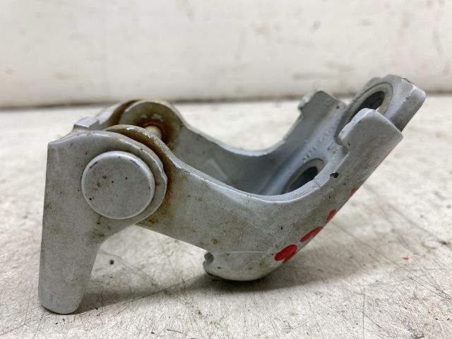 bontott RENAULT CLIO IV Bal első Alsó Zsanér